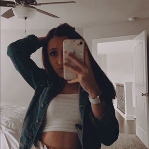 Meet your Posher, Yvette